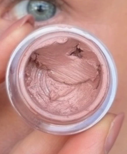 LUXQUISITE Silky Butter Eyeshadow - BISQUIT