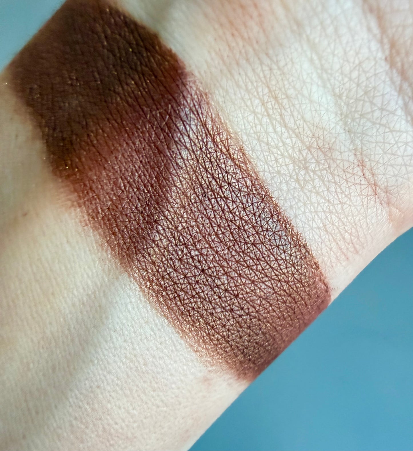 LUXQUISITE Silky Butter Eyeshadow - BRUNETTE