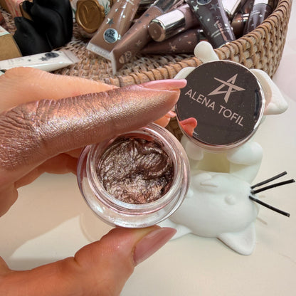 LUXQUISITE Silky Butter Eyeshadow - LADY