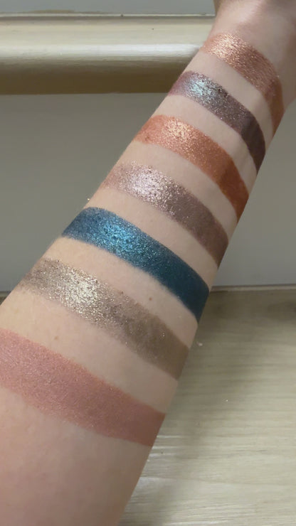 PRESIOUS LUXquisite cream-to-butter sparkly eyeshadow 3 g